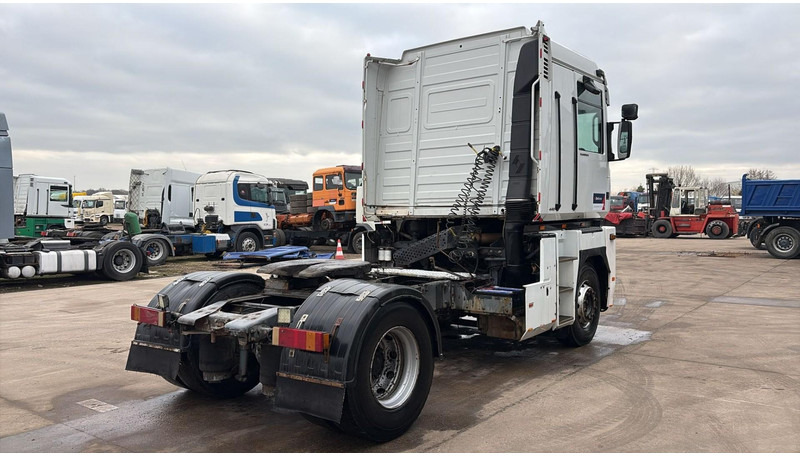 Renault AE 440 Magnum E-tech (BOITE MANUELLE / MANUAL GEARBOX) - Vilcējs: foto 4 Renault AE 440 Magnum E-tech (BOITE MANUELLE / MANUAL GEARBOX) - Vilcējs: foto 4