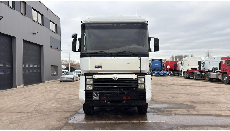 Renault Magnum 430 (POMPE MANUELLE / MANUAL PUMP / MANUAL GEARBOX / BOITE MANUELLE) - Vilcējs: foto 4 Renault Magnum 430 (POMPE MANUELLE / MANUAL PUMP / MANUAL GEARBOX / BOITE MANUELLE) - Vilcējs: foto 4