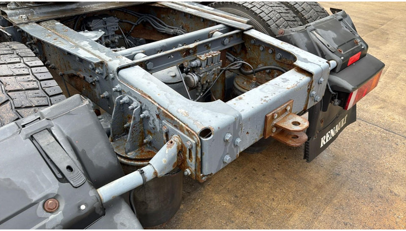 Renault Premium 370 (BOITE MANUELLE / PARFAIT ETAT / MANUAL GEARBOX) - Vilcējs: foto 4 Renault Premium 370 (BOITE MANUELLE / PARFAIT ETAT / MANUAL GEARBOX) - Vilcējs: foto 4