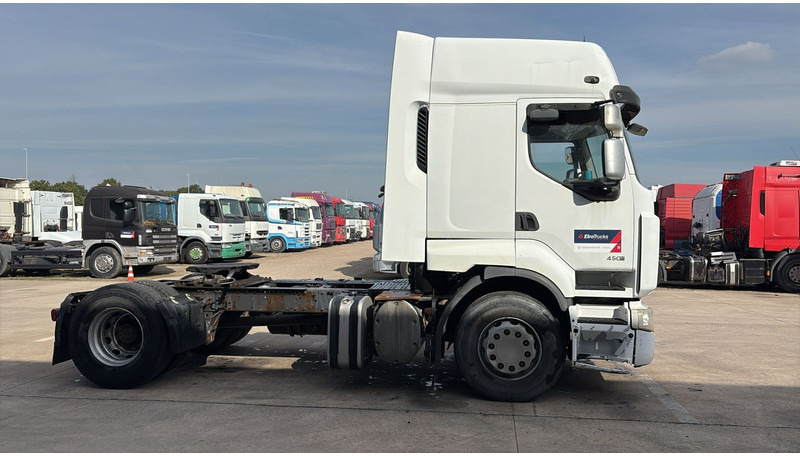 Renault Premium 440 DXI (BOITE MANUELLE / MANUAL GEARBOX) - Vilcējs: foto 4 Renault Premium 440 DXI (BOITE MANUELLE / MANUAL GEARBOX) - Vilcējs: foto 4