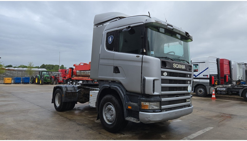 Scania 124 - 360 (POMPE MANUELLE / MANUAL PUMP / BOITE MANUELLE / MANUAL GEARBOX / AIRCO) - Vilcējs: foto 3 Scania 124 - 360 (POMPE MANUELLE / MANUAL PUMP / BOITE MANUELLE / MANUAL GEARBOX / AIRCO) - Vilcējs: foto 3