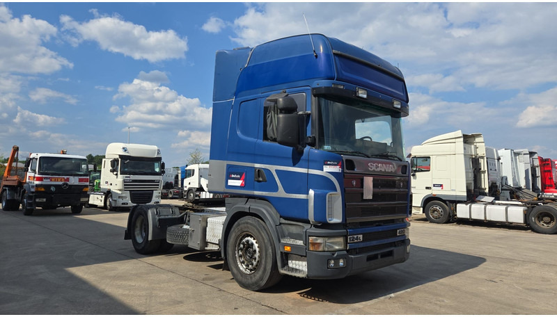 Scania 124-420 (MANUAL GEARBOX / BOITE MANUELLE / AIRCO / AC) - Vilcējs: foto 3 Scania 124-420 (MANUAL GEARBOX / BOITE MANUELLE / AIRCO / AC) - Vilcējs: foto 3