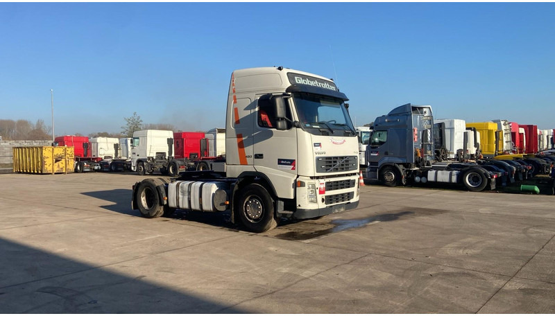 Volvo FH 12.420 (PTO / POMPE HYDRAULIQUE / BOITE MANUELLE / MANUAL GEARBOX) - Vilcējs: foto 4 Volvo FH 12.420 (PTO / POMPE HYDRAULIQUE / BOITE MANUELLE / MANUAL GEARBOX) - Vilcējs: foto 4