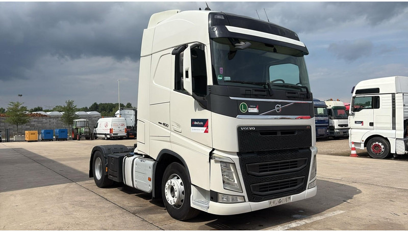 Volvo FH 460 (CHASSIS 2015 / PERFECT CONDITION / CLEAN CHASSIS) - Vilcējs: foto 2 Volvo FH 460 (CHASSIS 2015 / PERFECT CONDITION / CLEAN CHASSIS) - Vilcējs: foto 2