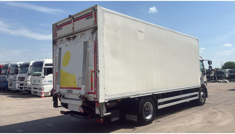 Volvo FL 260 (LIFT 2000 KG / PERFECT BELGIAN TRUCK / 18 TON / EURO 5) - Kravas automašīna ar slēgto virsbūvi: foto 5 Volvo FL 260 (LIFT 2000 KG / PERFECT BELGIAN TRUCK / 18 TON / EURO 5) - Kravas automašīna ar slēgto virsbūvi: foto 5