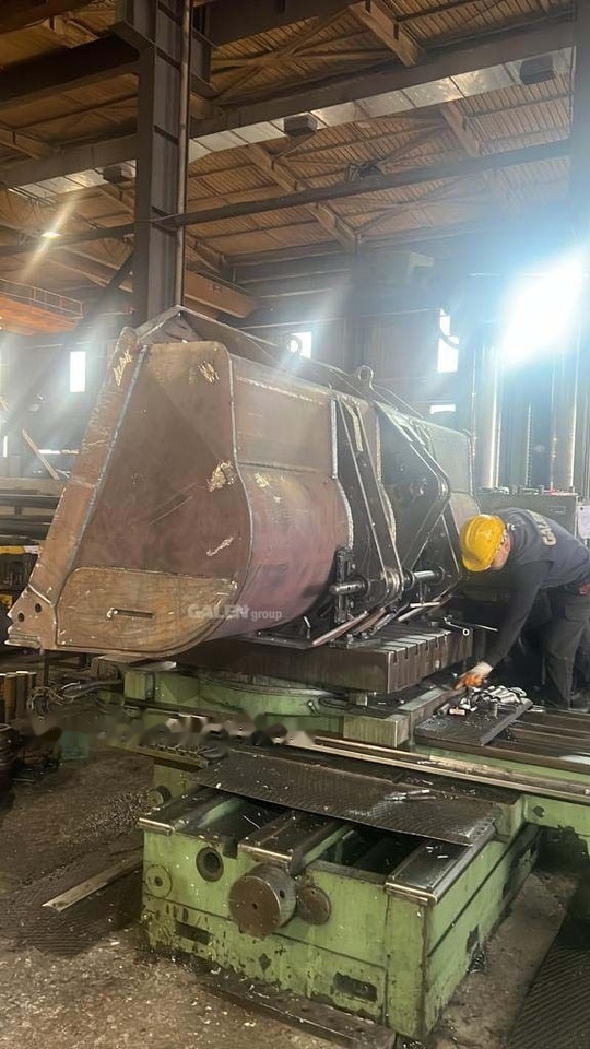 Caterpillar 950 Heavy Duty Bucket - Iekrāvēja kauss: foto 2 Caterpillar 950 Heavy Duty Bucket - Iekrāvēja kauss: foto 2