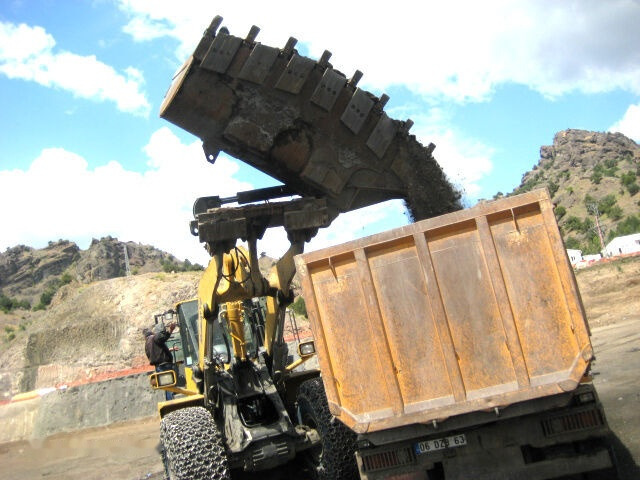 Jaunā Iekrāvēja kauss Komatsu HIGH DUMPING BUCKET: foto 5