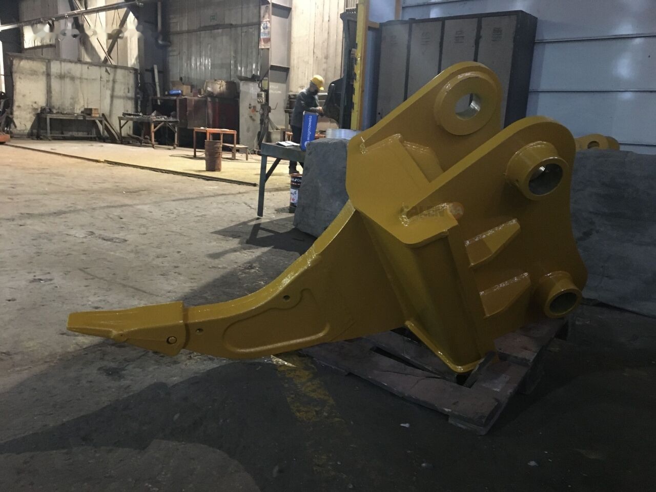 Komatsu PC350 Heavy Duty Rock Ripper - Irdinātājs: foto 2 Komatsu PC350 Heavy Duty Rock Ripper - Irdinātājs: foto 2