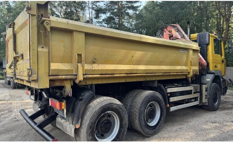 MAN 33/364 6x6 - Kravas automašīna pašizgāzējs, Kravas auto ar manipulatoru: foto 4 MAN 33/364 6x6 - Kravas automašīna pašizgāzējs, Kravas auto ar manipulatoru: foto 4