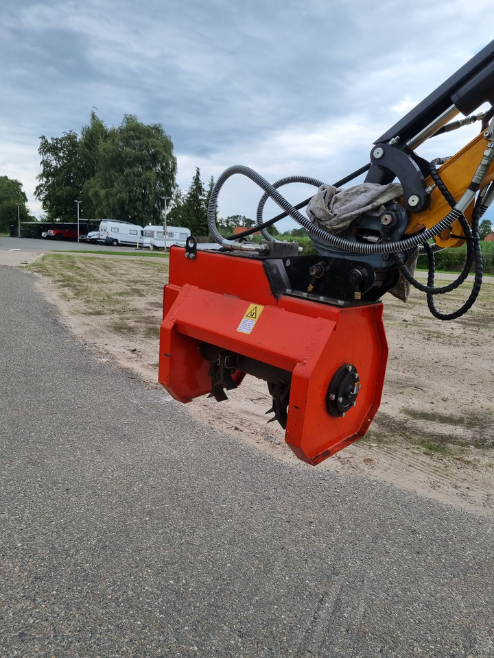 Mulchmaaier - Pļaujmašīna-smalcinātājs: foto 1 Mulchmaaier - Pļaujmašīna-smalcinātājs: foto 1