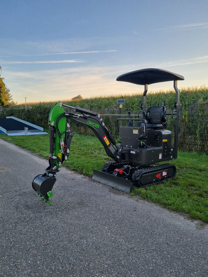 WCM CTX 8010S Diesel - Mini-ekskavators: foto 2 WCM CTX 8010S Diesel - Mini-ekskavators: foto 2