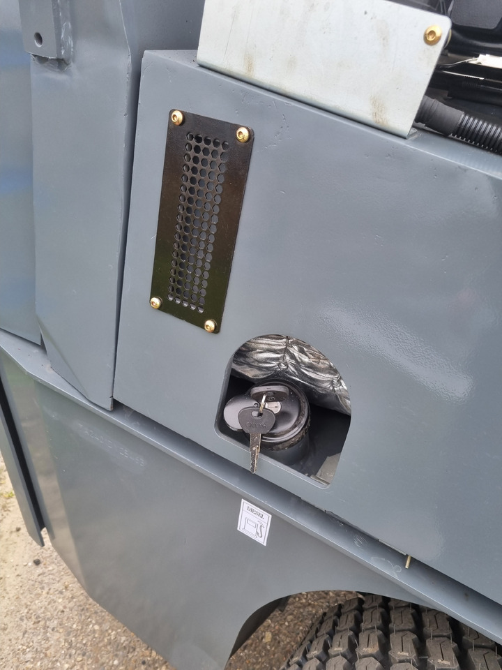 WCM L1460 - Riteņu iekrāvējs: foto 5 WCM L1460 - Riteņu iekrāvējs: foto 5