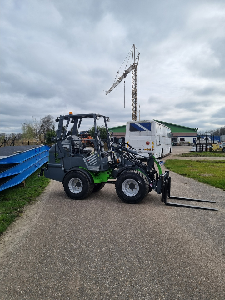 WCM L2316 - Riteņu iekrāvējs: foto 1 WCM L2316 - Riteņu iekrāvējs: foto 1