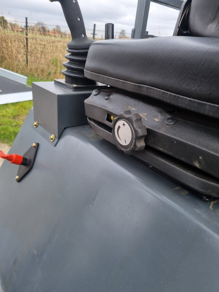 WCM L2316 - Riteņu iekrāvējs: foto 3 WCM L2316 - Riteņu iekrāvējs: foto 3