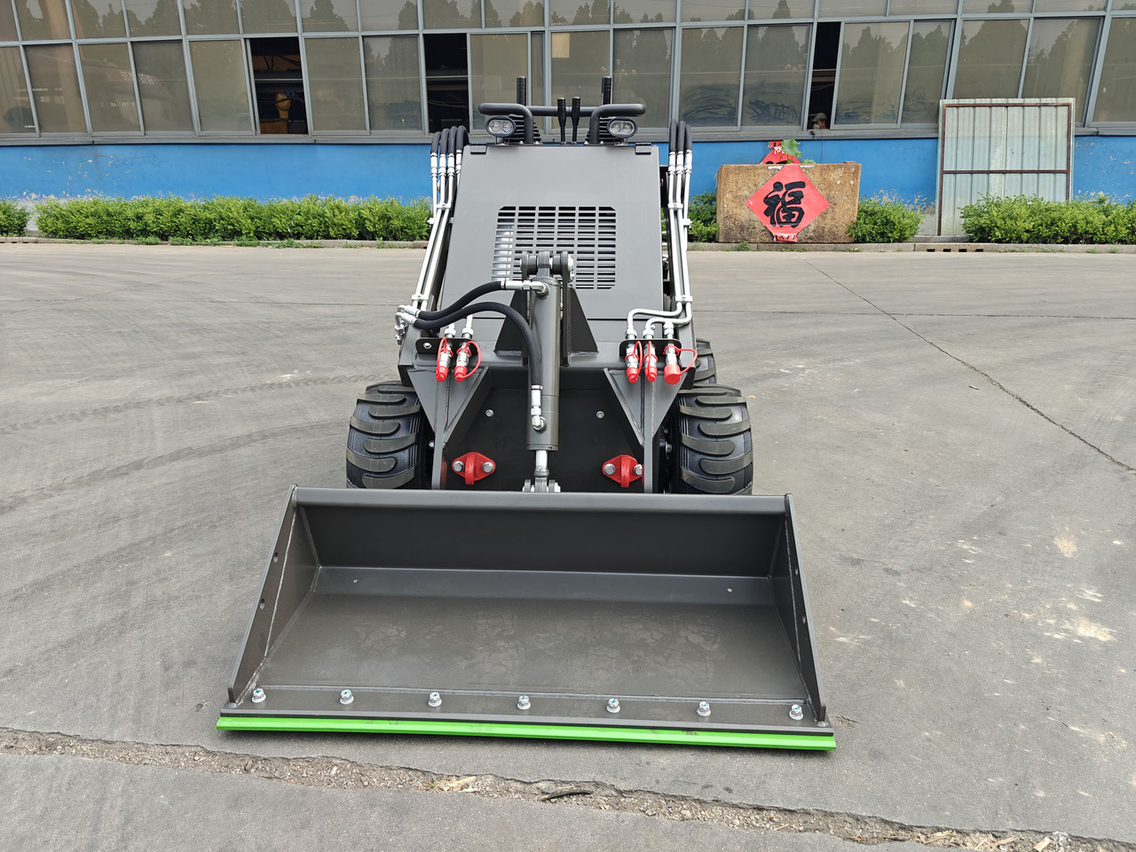 WCM-SL380 - Kompaktiekrāvējs: foto 4 WCM-SL380 - Kompaktiekrāvējs: foto 4