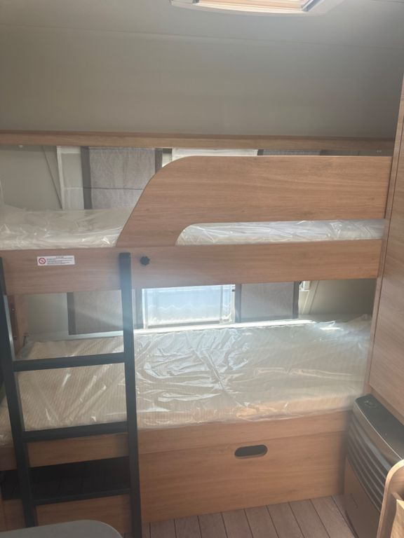 Jaunā Dzīvojamais treileris Knaus Südwind 540 FDK 60 Years Modelljahr 2024: foto 1