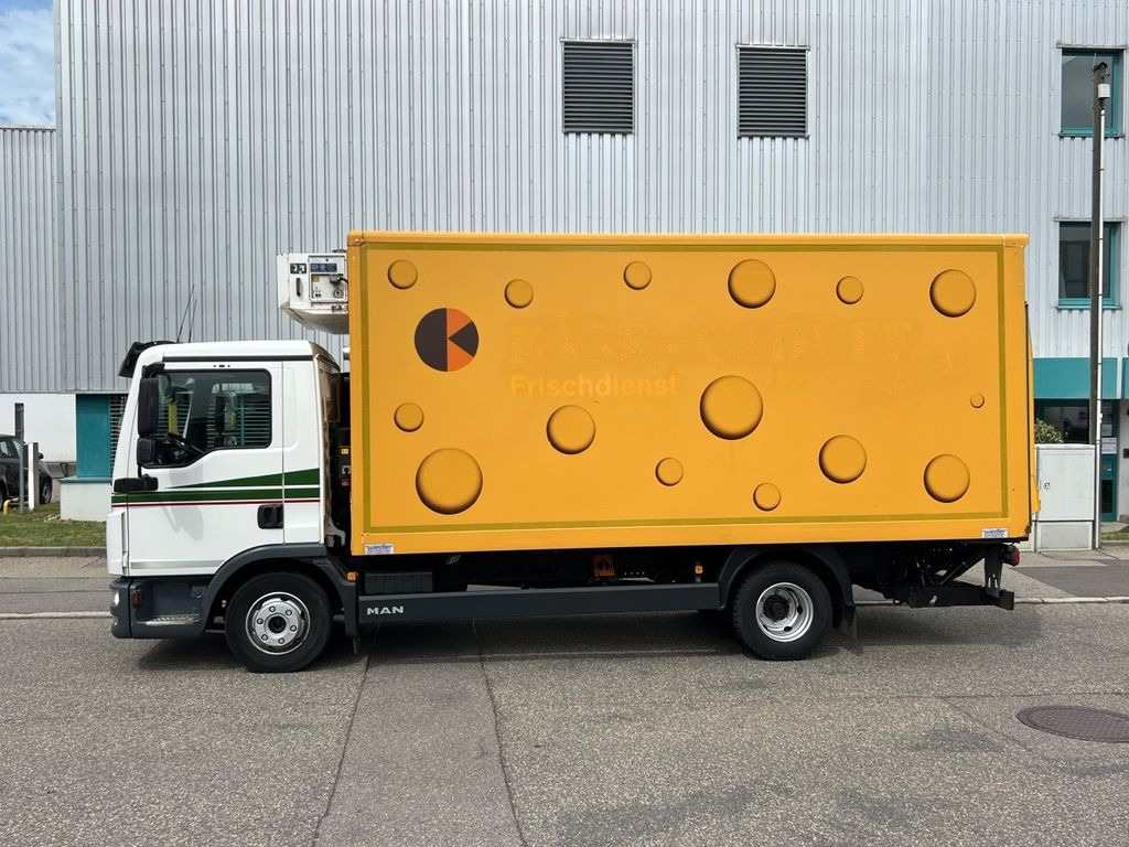 MAN TGL 8.220 Kühlkoffer 5,26m LBW Klima Luftgef. MAN TGL 8.220 Kühlkoffer 5,26m LBW Klima Luftgef. - Komercauto refrižerators: foto 4 MAN TGL 8.220 Kühlkoffer 5,26m LBW Klima Luftgef. MAN TGL 8.220 Kühlkoffer 5,26m LBW Klima Luftgef. - Komercauto refrižerators: foto 4