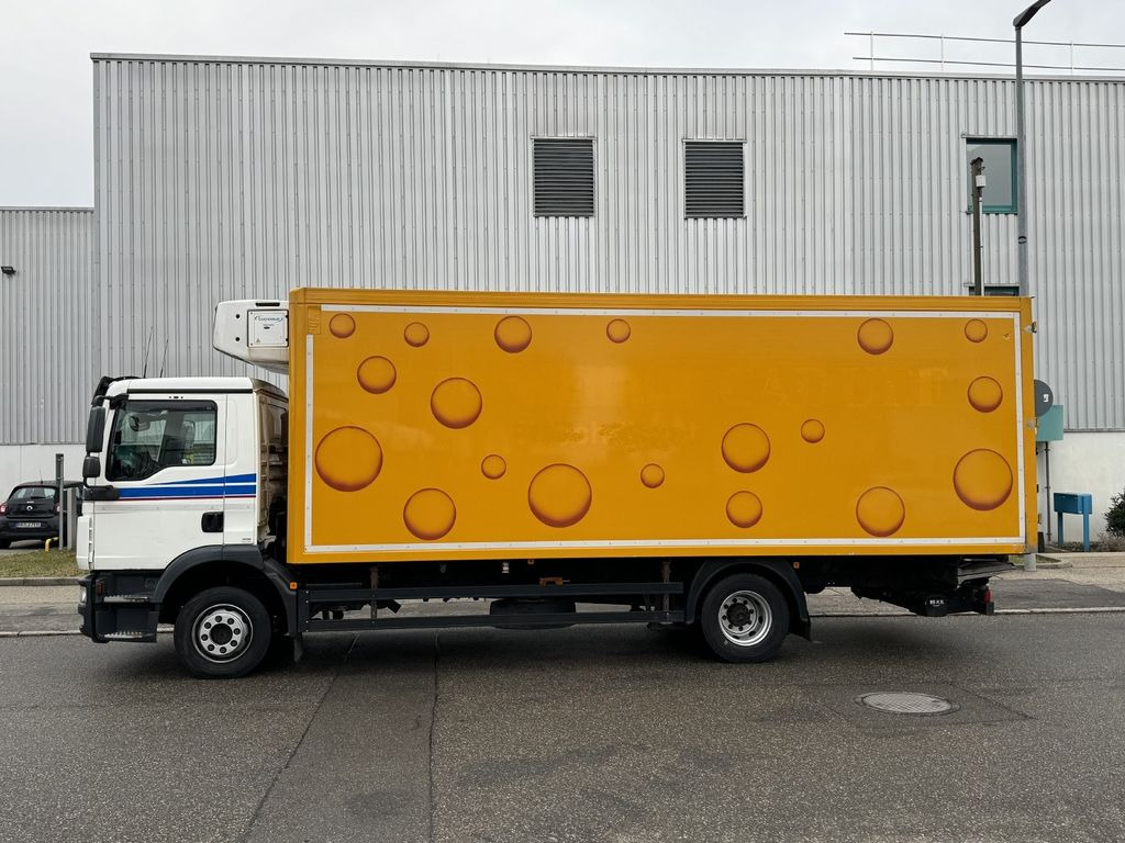 MAN TGM 12.250 Tiefkühlkoffer 6,9m SUPRA 850 LBW E5 - Kravas automašīna refrižerators: foto 4 MAN TGM 12.250 Tiefkühlkoffer 6,9m SUPRA 850 LBW E5 - Kravas automašīna refrižerators: foto 4