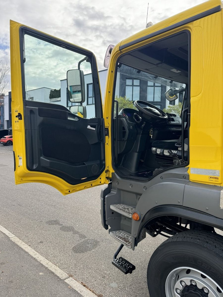 Kravas automašīna pašizgāzējs MAN TGM 18.340 4x4 ALLRAD MEILLER 3-S Kipper AHK: foto 13 Kravas automašīna pašizgāzējs MAN TGM 18.340 4x4 ALLRAD MEILLER 3-S Kipper AHK: foto 13