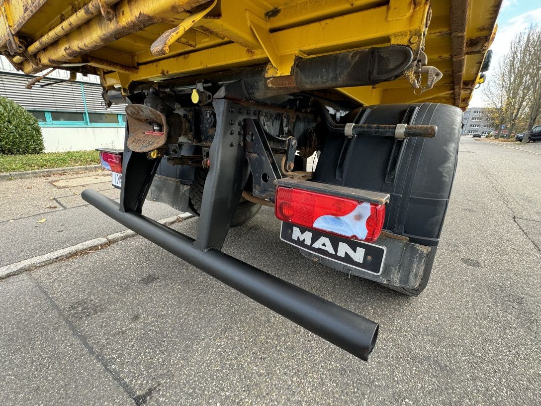 Kravas automašīna pašizgāzējs MAN TGM 18.340 4x4 ALLRAD MEILLER 3-S Kipper AHK: foto 30 Kravas automašīna pašizgāzējs MAN TGM 18.340 4x4 ALLRAD MEILLER 3-S Kipper AHK: foto 30