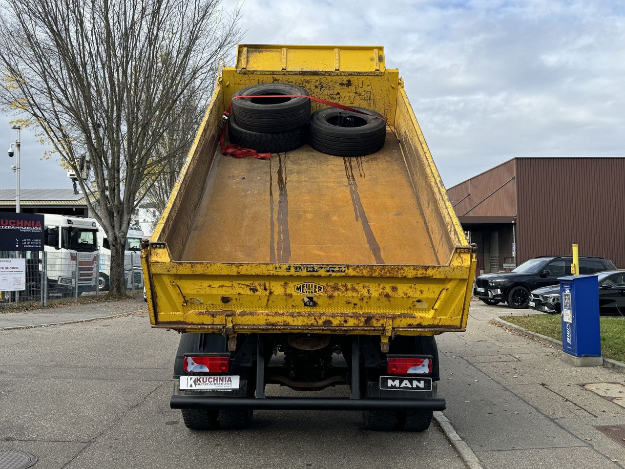 Kravas automašīna pašizgāzējs MAN TGM 18.340 4x4 ALLRAD MEILLER 3-S Kipper AHK: foto 12 Kravas automašīna pašizgāzējs MAN TGM 18.340 4x4 ALLRAD MEILLER 3-S Kipper AHK: foto 12