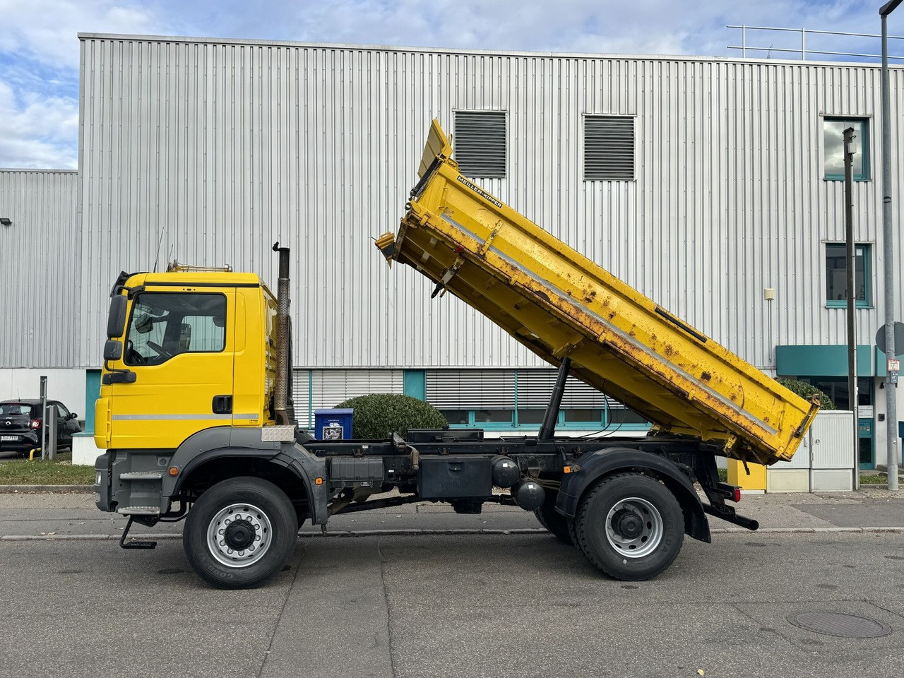 Kravas automašīna pašizgāzējs MAN TGM 18.340 4x4 ALLRAD MEILLER 3-S Kipper AHK: foto 10 Kravas automašīna pašizgāzējs MAN TGM 18.340 4x4 ALLRAD MEILLER 3-S Kipper AHK: foto 10