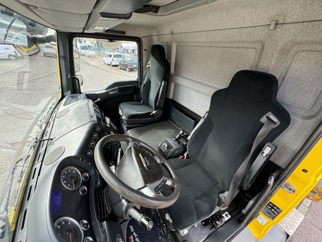 Kravas automašīna pašizgāzējs MAN TGM 18.340 4x4 ALLRAD MEILLER 3-S Kipper AHK: foto 16 Kravas automašīna pašizgāzējs MAN TGM 18.340 4x4 ALLRAD MEILLER 3-S Kipper AHK: foto 16