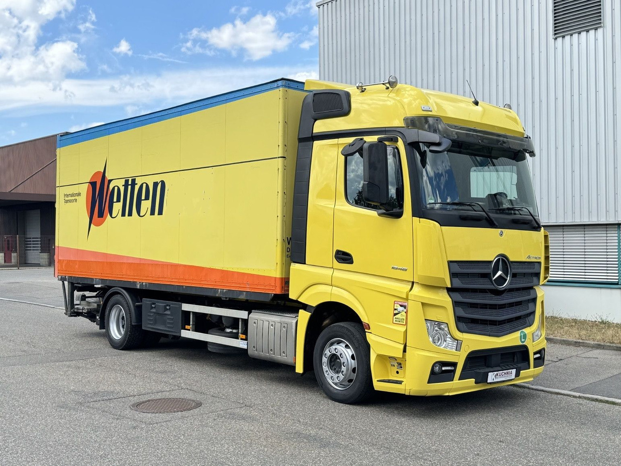 Mercedes-Benz Actros 1848 LL Gr.Haus AWL-Möbelkoffer uLBW - Kravas automašīna ar slēgto virsbūvi: foto 4 Mercedes-Benz Actros 1848 LL Gr.Haus AWL-Möbelkoffer uLBW - Kravas automašīna ar slēgto virsbūvi: foto 4