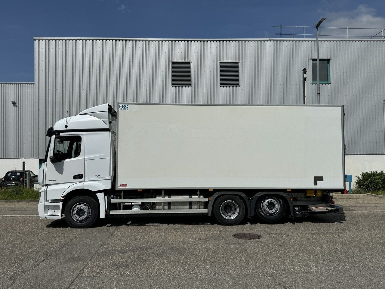 Mercedes-Benz Actros 2533L Tiefkühl 5-Fleisch-Rohrbahnen TKing - Kravas automašīna refrižerators: foto 5 Mercedes-Benz Actros 2533L Tiefkühl 5-Fleisch-Rohrbahnen TKing - Kravas automašīna refrižerators: foto 5