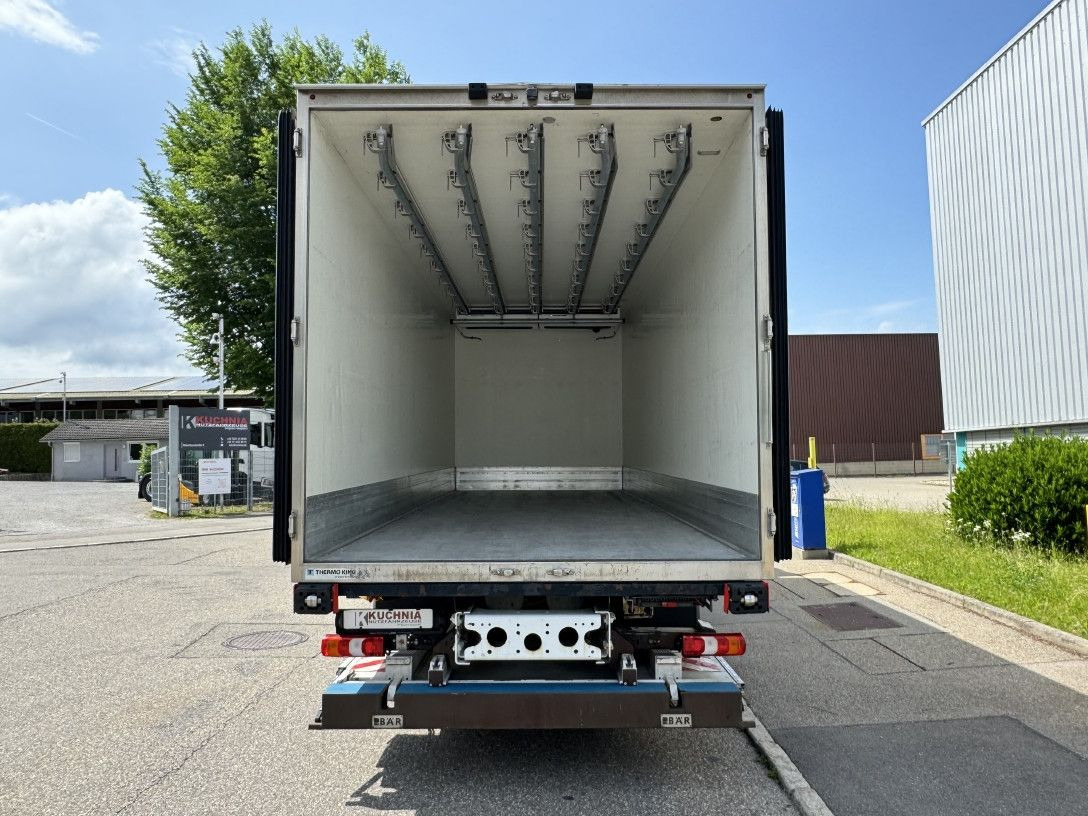 Mercedes-Benz Actros 2533L Tiefkühl 5-Fleisch-Rohrbahnen TKing - Kravas automašīna refrižerators: foto 2 Mercedes-Benz Actros 2533L Tiefkühl 5-Fleisch-Rohrbahnen TKing - Kravas automašīna refrižerators: foto 2