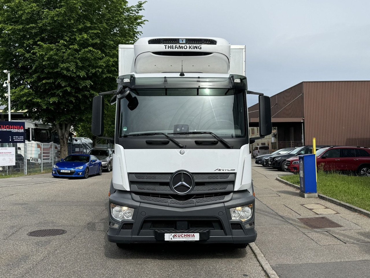 Mercedes-Benz Antos 2533L Kühlkoffer TK T-800R Lenkachse TOP - Kravas automašīna refrižerators: foto 3 Mercedes-Benz Antos 2533L Kühlkoffer TK T-800R Lenkachse TOP - Kravas automašīna refrižerators: foto 3