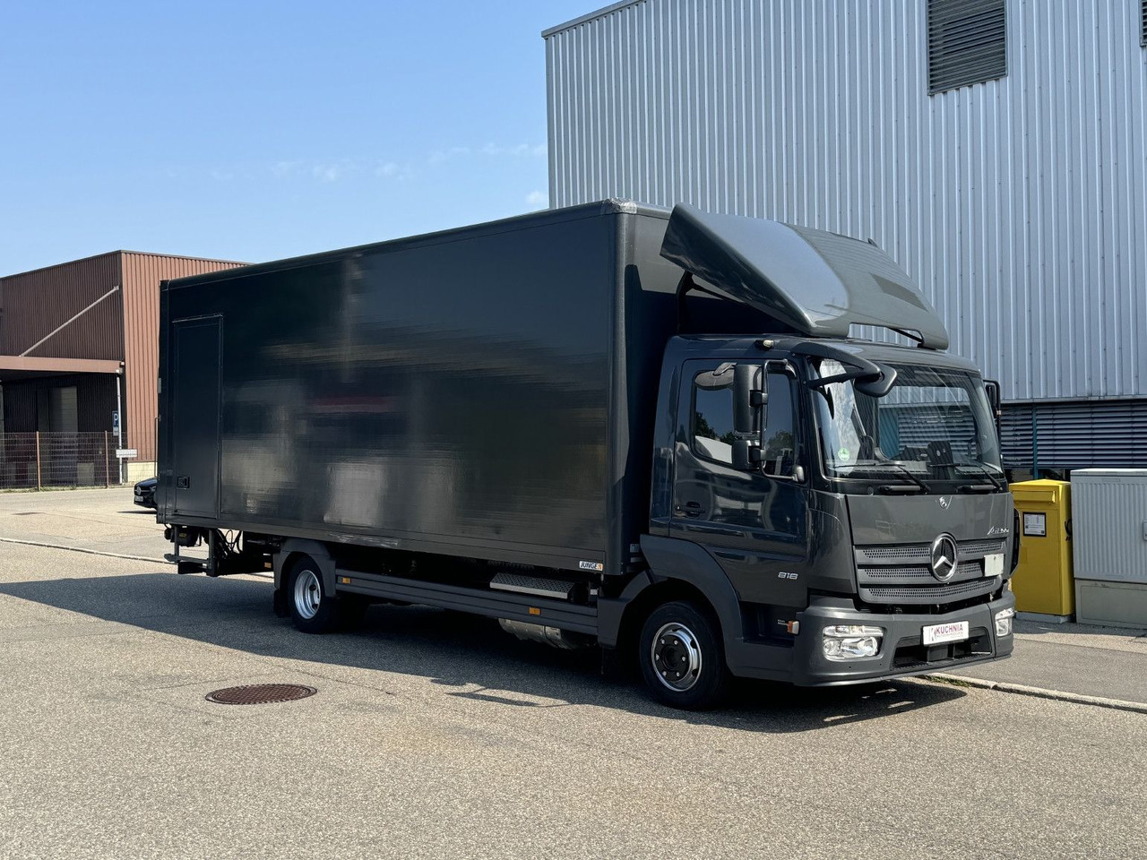 Mercedes-Benz Atego 818L Koffer 7,3m LBW Klima Automatik - Furgons ar slēgtā virsbūve: foto 3 Mercedes-Benz Atego 818L Koffer 7,3m LBW Klima Automatik - Furgons ar slēgtā virsbūve: foto 3