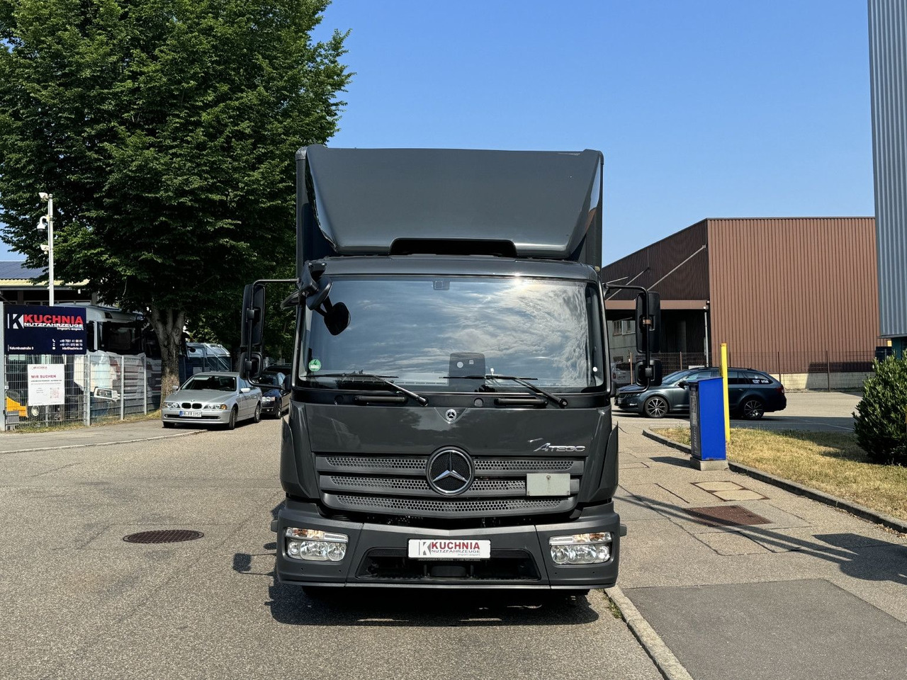 Mercedes-Benz Atego 818L Koffer 7,3m LBW Klima Automatik - Furgons ar slēgtā virsbūve: foto 2 Mercedes-Benz Atego 818L Koffer 7,3m LBW Klima Automatik - Furgons ar slēgtā virsbūve: foto 2