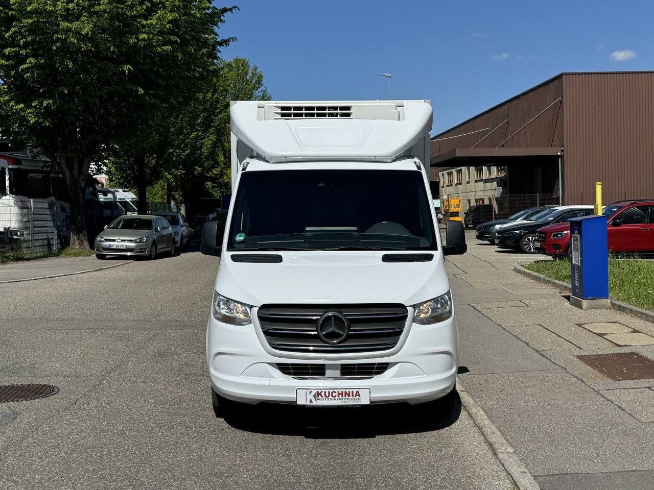 Mercedes-Benz Sprinter 316 Tiefkühl 3,3m TK V-500 MAX Luftgef. - Komercauto refrižerators: foto 2 Mercedes-Benz Sprinter 316 Tiefkühl 3,3m TK V-500 MAX Luftgef. - Komercauto refrižerators: foto 2