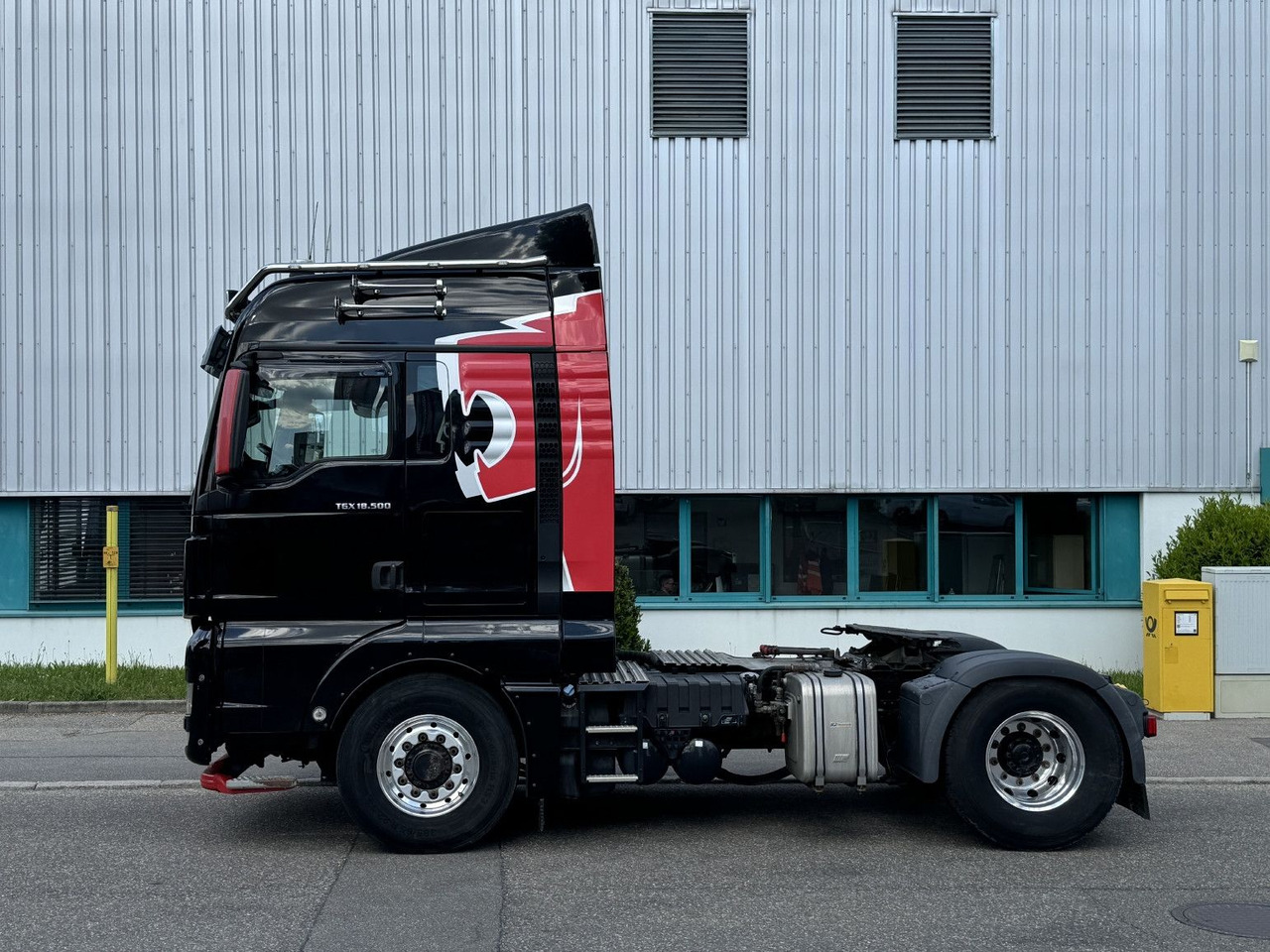 MAN TGX 18.500 4x4 Hydrodrive Hydraulik Motorschaden - Vilcējs: foto 4 MAN TGX 18.500 4x4 Hydrodrive Hydraulik Motorschaden - Vilcējs: foto 4