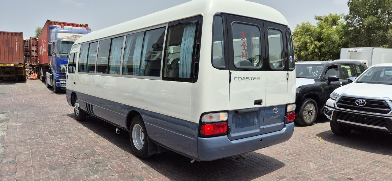 Toyota Coaster ... 30 places - climatisé - Mikroautobuss, Pasažieru furgons: foto 2 Toyota Coaster ... 30 places - climatisé - Mikroautobuss, Pasažieru furgons: foto 2