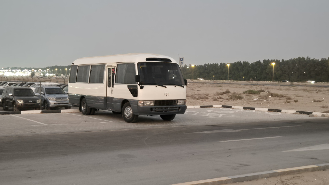 Toyota Coaster ... Nos bus -Originaires TOYOTA ...pas Chinois... T04 - Mikroautobuss, Pasažieru furgons: foto 1 Toyota Coaster ... Nos bus -Originaires TOYOTA ...pas Chinois... T04 - Mikroautobuss, Pasažieru furgons: foto 1