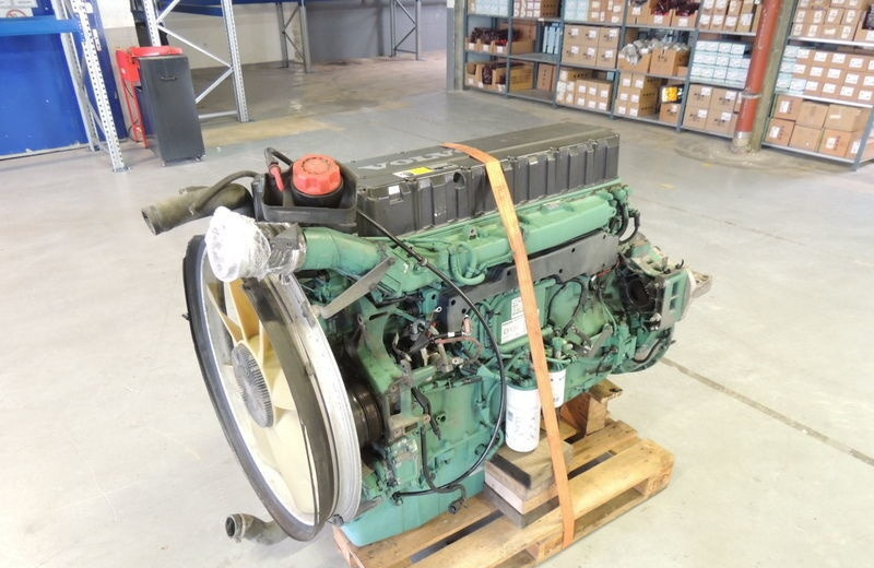 Volvo FH12 460 E3 D12D - Dzinējs - Kravas automašīna: foto 1 Volvo FH12 460 E3 D12D - Dzinējs - Kravas automašīna: foto 1