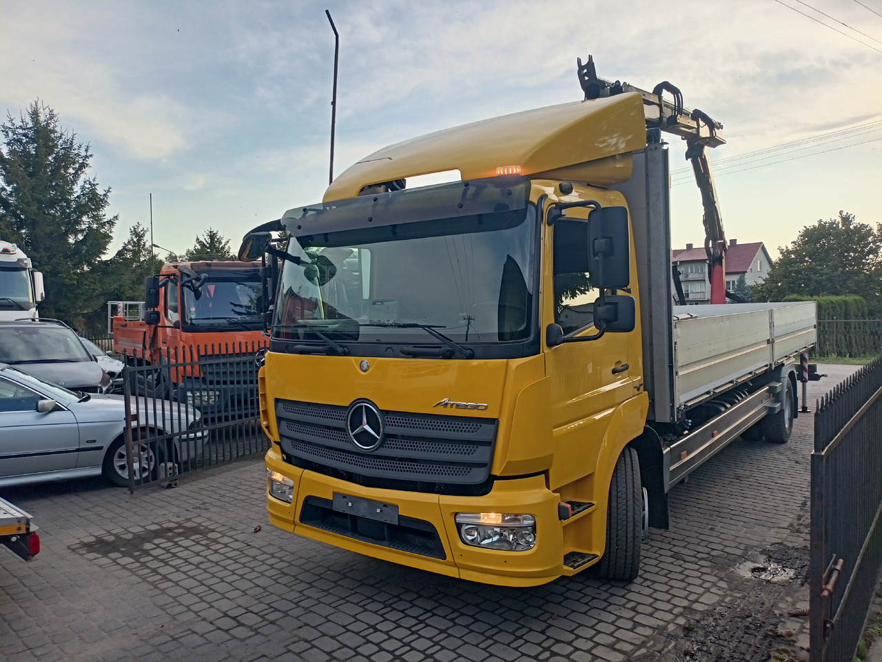 MERCEDES-BENZ Atego 1524 - Kravas auto ar manipulatoru: foto 4 MERCEDES-BENZ Atego 1524 - Kravas auto ar manipulatoru: foto 4