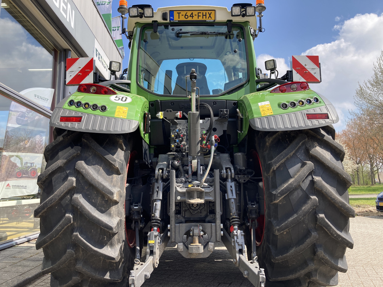 FENDT 720 Vario Gen6 PowerPlus setting 1 - Traktors: foto 5 FENDT 720 Vario Gen6 PowerPlus setting 1 - Traktors: foto 5
