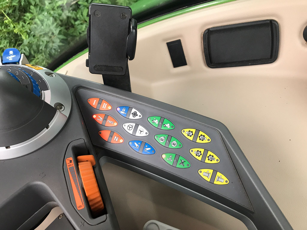 Traktors FENDT 720 Vario S4 PowerPlus: foto 29