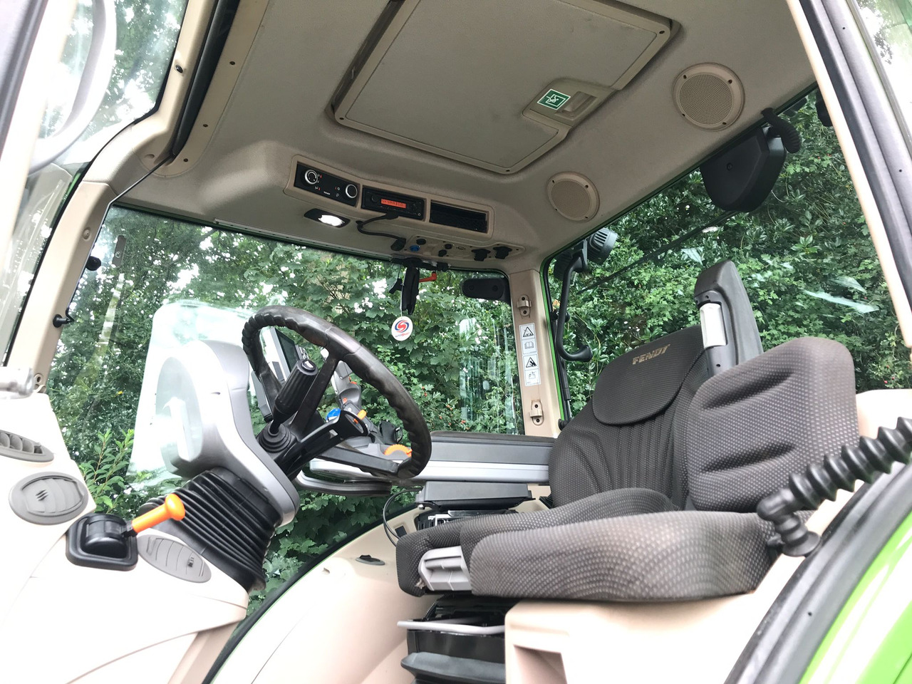 Traktors FENDT 720 Vario S4 PowerPlus: foto 20