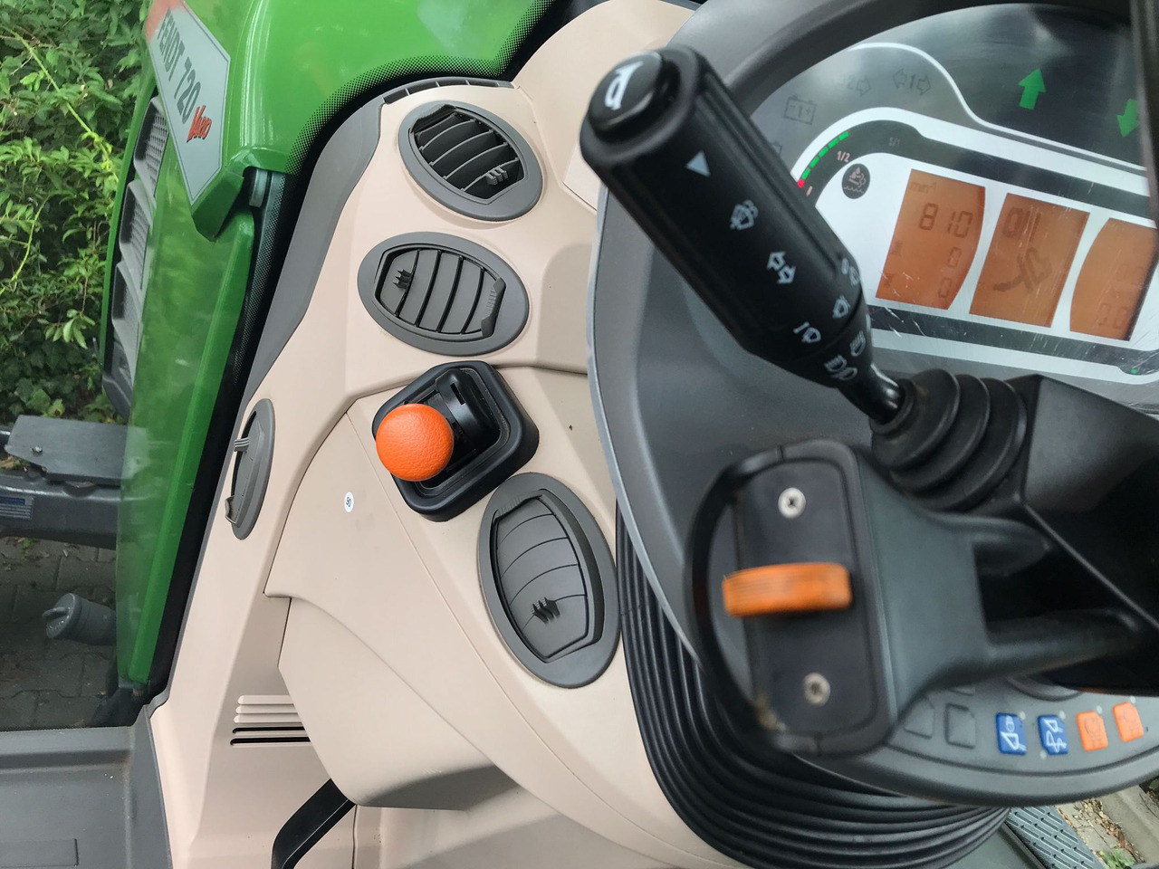 Traktors FENDT 720 Vario S4 PowerPlus: foto 25