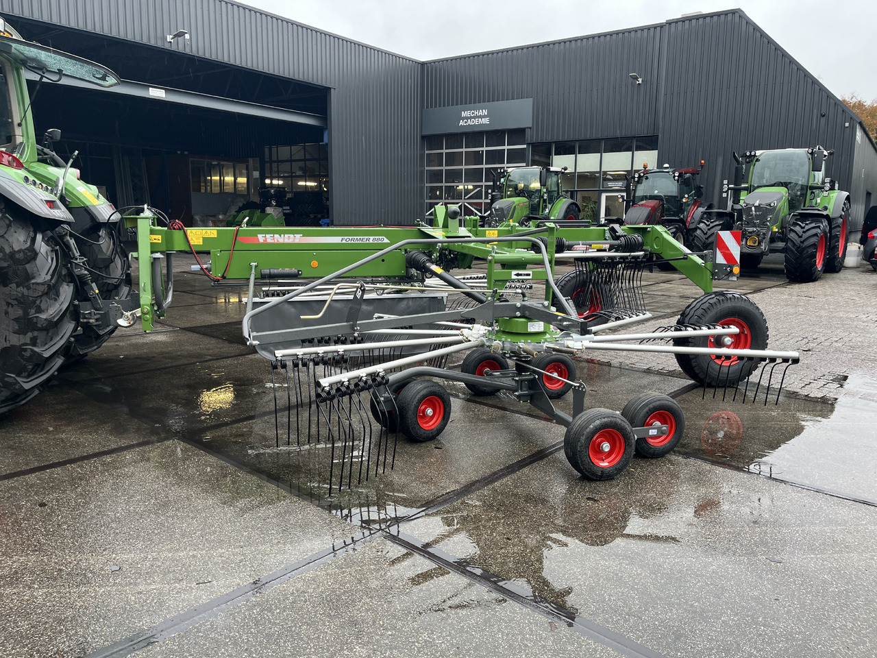 FENDT Former 880 - Vālotājs/ Ārdītājs: foto 5 FENDT Former 880 - Vālotājs/ Ārdītājs: foto 5