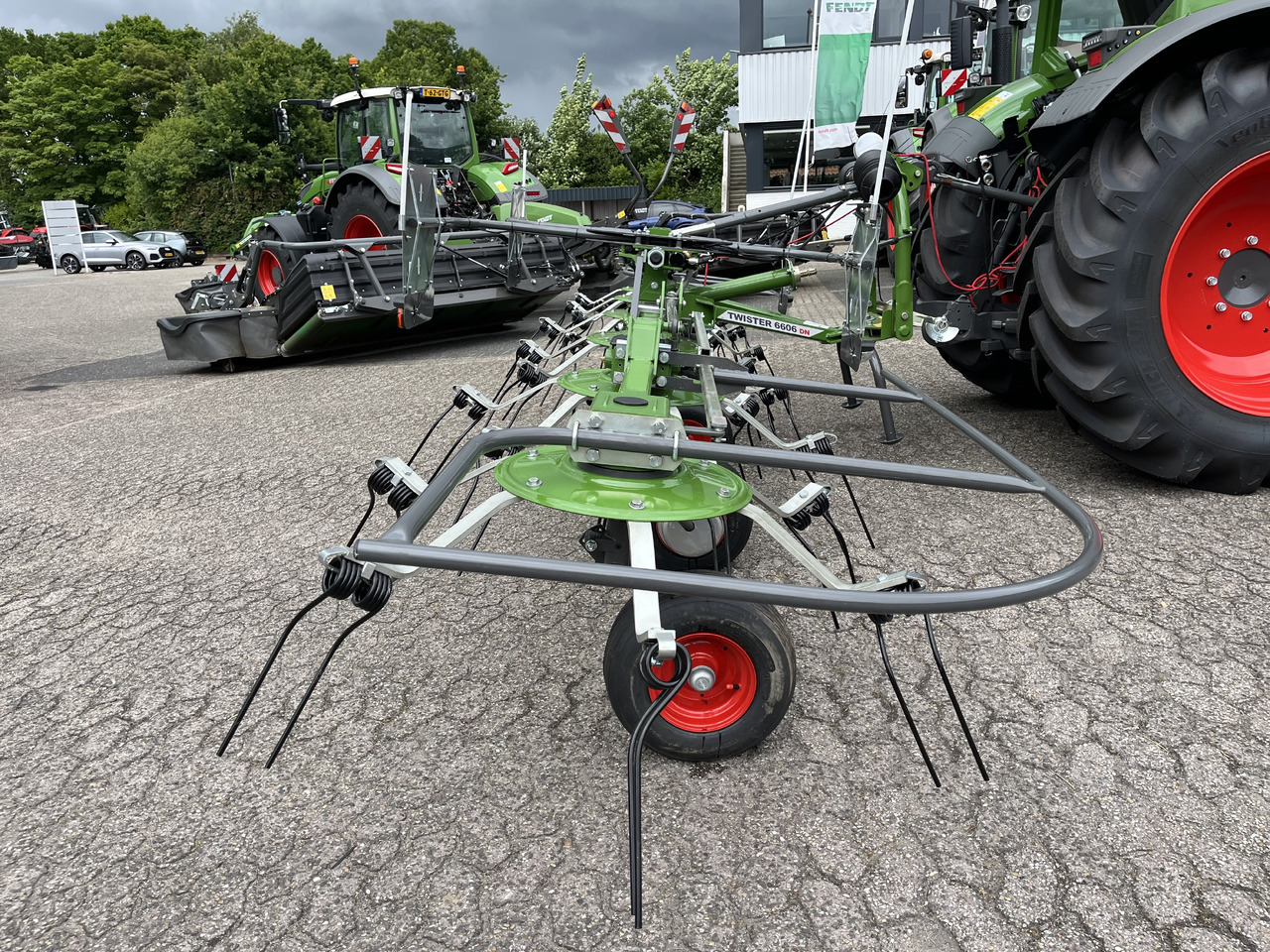 FENDT Twister 6606DN - Vālotājs/ Ārdītājs: foto 3 FENDT Twister 6606DN - Vālotājs/ Ārdītājs: foto 3