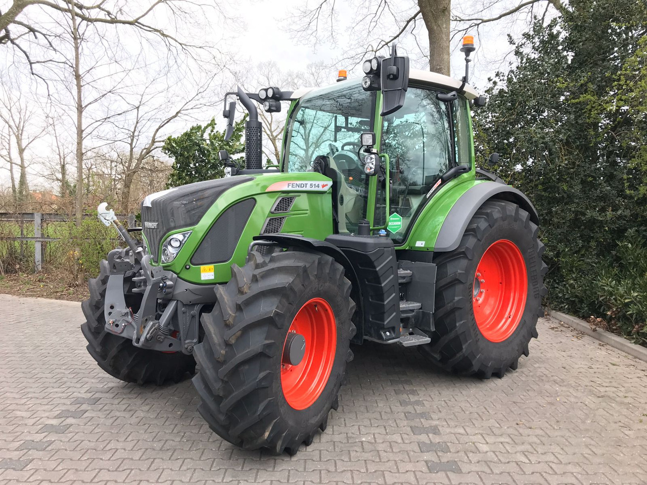 Fendt 514 Vario S4 ProfiPlus - Traktors: foto 1 Fendt 514 Vario S4 ProfiPlus - Traktors: foto 1