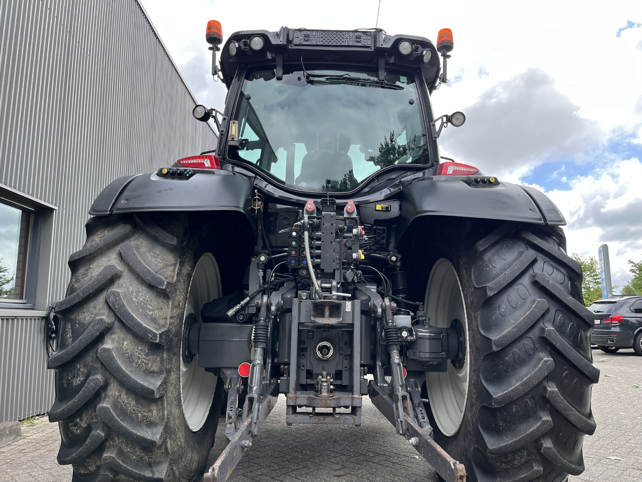 VALTRA N174 Active - Traktors: foto 4 VALTRA N174 Active - Traktors: foto 4