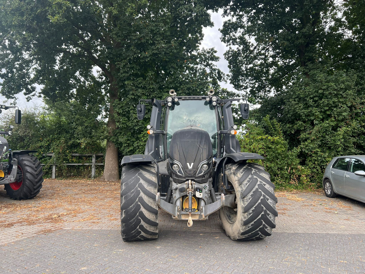 VALTRA T174 Versu - Traktors: foto 5 VALTRA T174 Versu - Traktors: foto 5