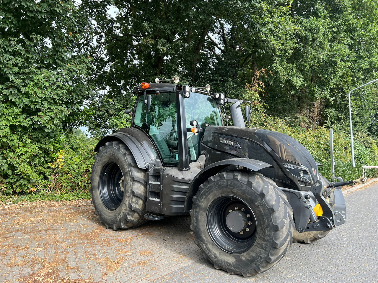 VALTRA T174 Versu - Traktors: foto 3 VALTRA T174 Versu - Traktors: foto 3