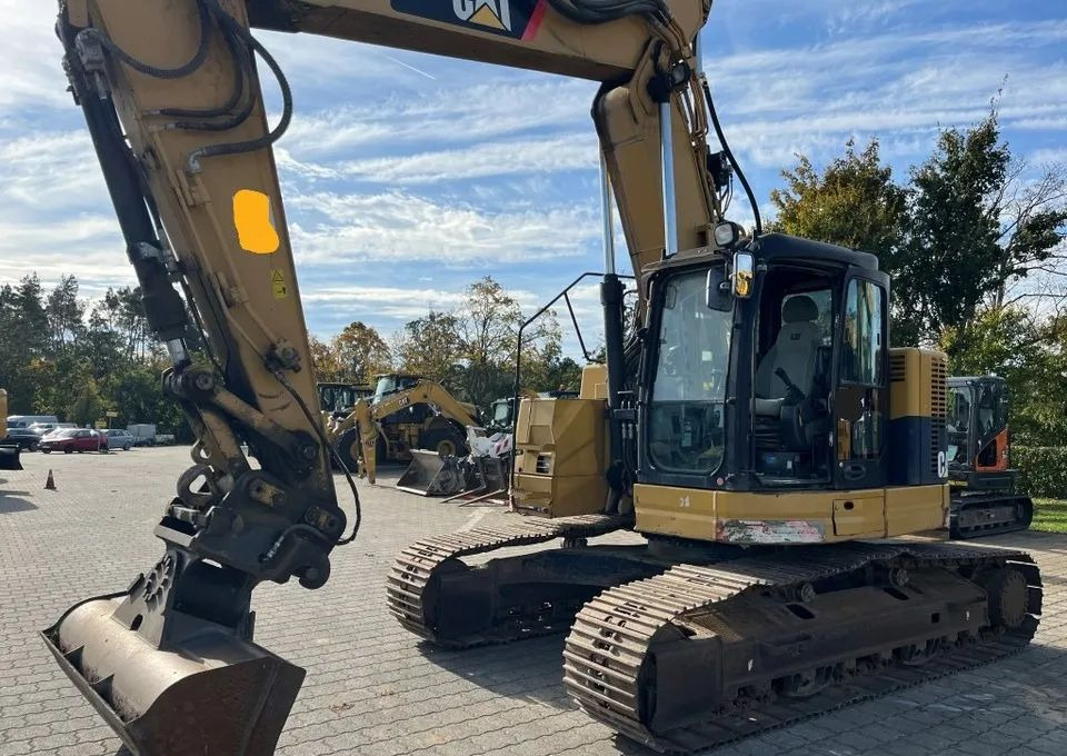 Caterpillar 321D LCR, 2013 ROK, 9300 MTH, 3x łamane ramię - Kāpurķēžu ekskavators: foto 5 Caterpillar 321D LCR, 2013 ROK, 9300 MTH, 3x łamane ramię - Kāpurķēžu ekskavators: foto 5